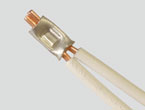 圧着作業　芯線の端はスリーブの端から1～2mmであること。